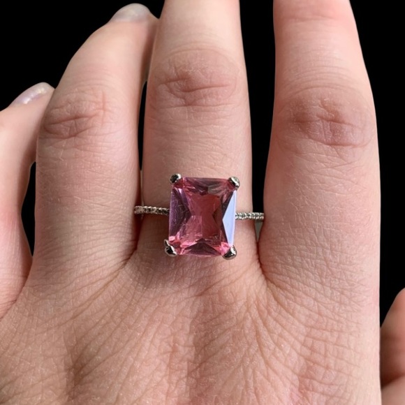 STERLING SILVER PINK & WHITE RADIANT RING - Picture 3 of 8